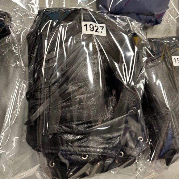 Navarre Leather Company Genuine Buffalo Leather Vest Motorcycle Biker Fringe XL - Picture 4 of 4